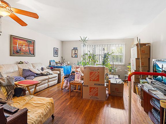 4th image of 12239 Long St