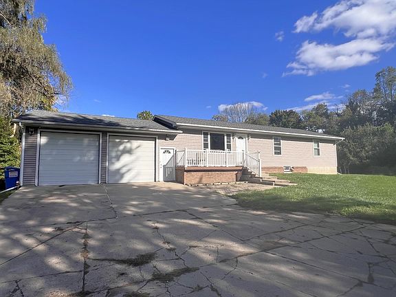 2nd image of 4660 E Lansing Rd