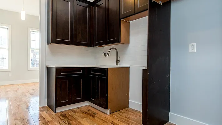 Rented by Nooklyn NYC LLC | media 51