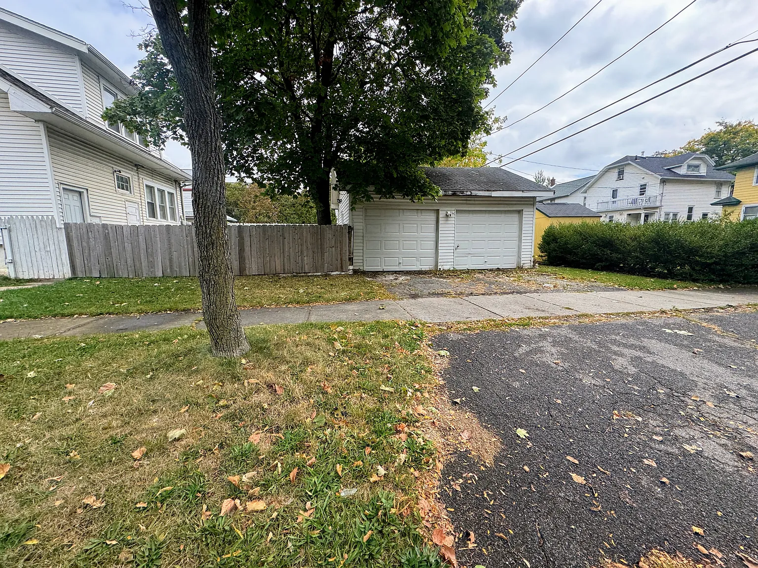 255 Genesee Park Boulevard - Up — Photo 3