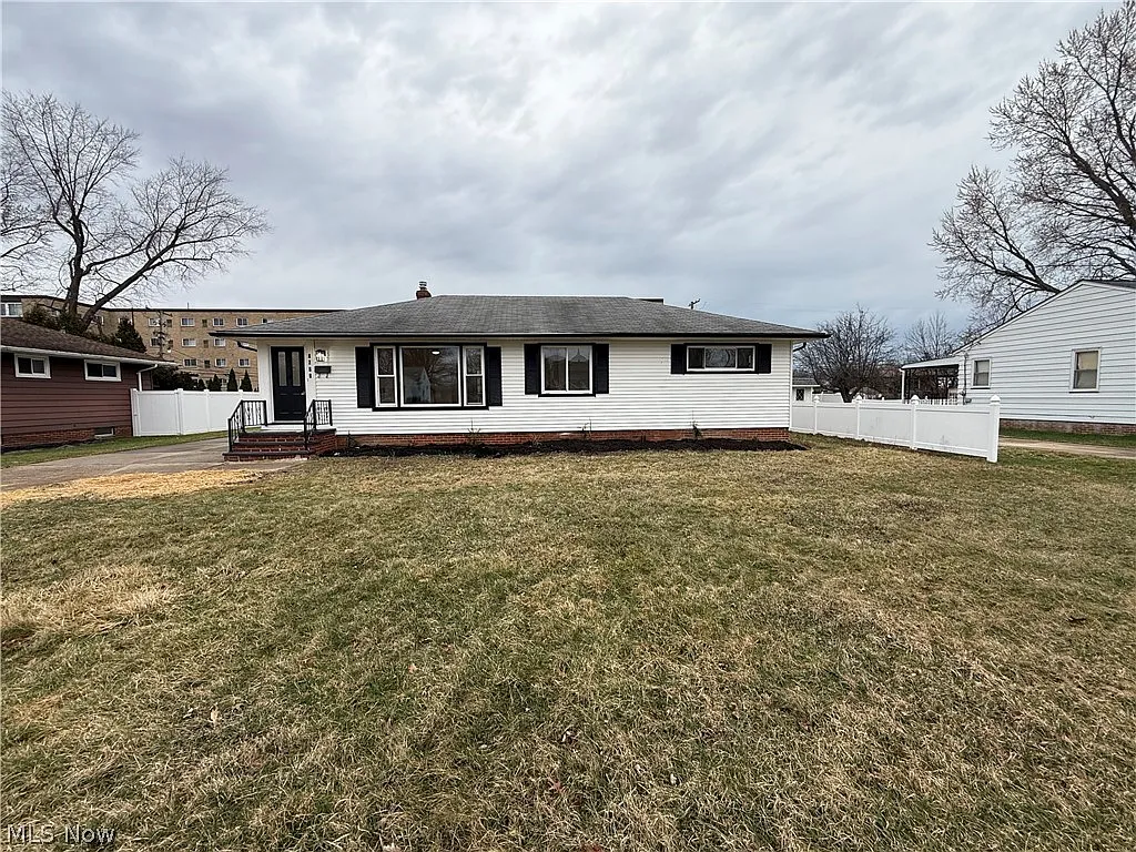 4788 Bailey Rd photo 1