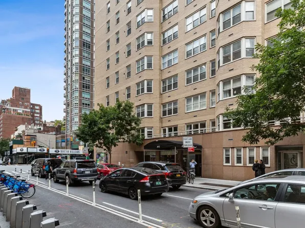 205 East 63rd Street image 12 of 12