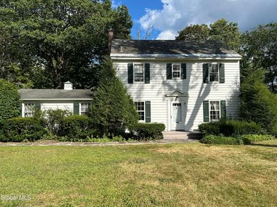 1556 Dean Street, Niskayuna, NY, 12309