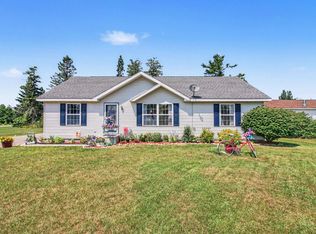 1013 Duncan Ave, Cheboygan, MI 49721