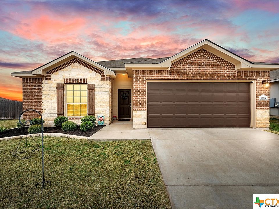 1st image of 1212 Grand Oak Trl