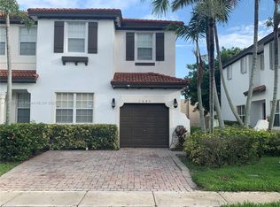 1040 NE 30th Ave, Homestead, FL 33033