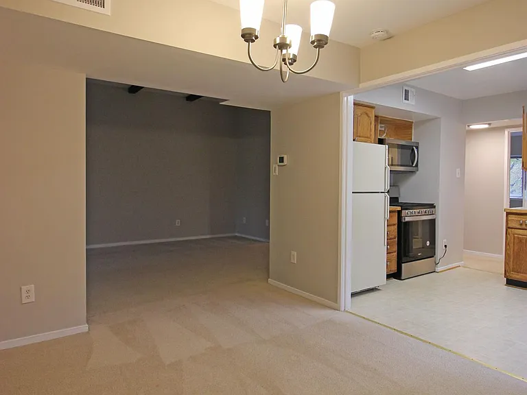 1662 Parkcrest Cir #400 — Photo 10