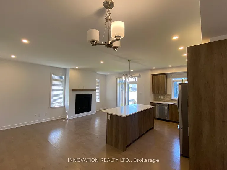 223 Zinnia Way — Photo 6