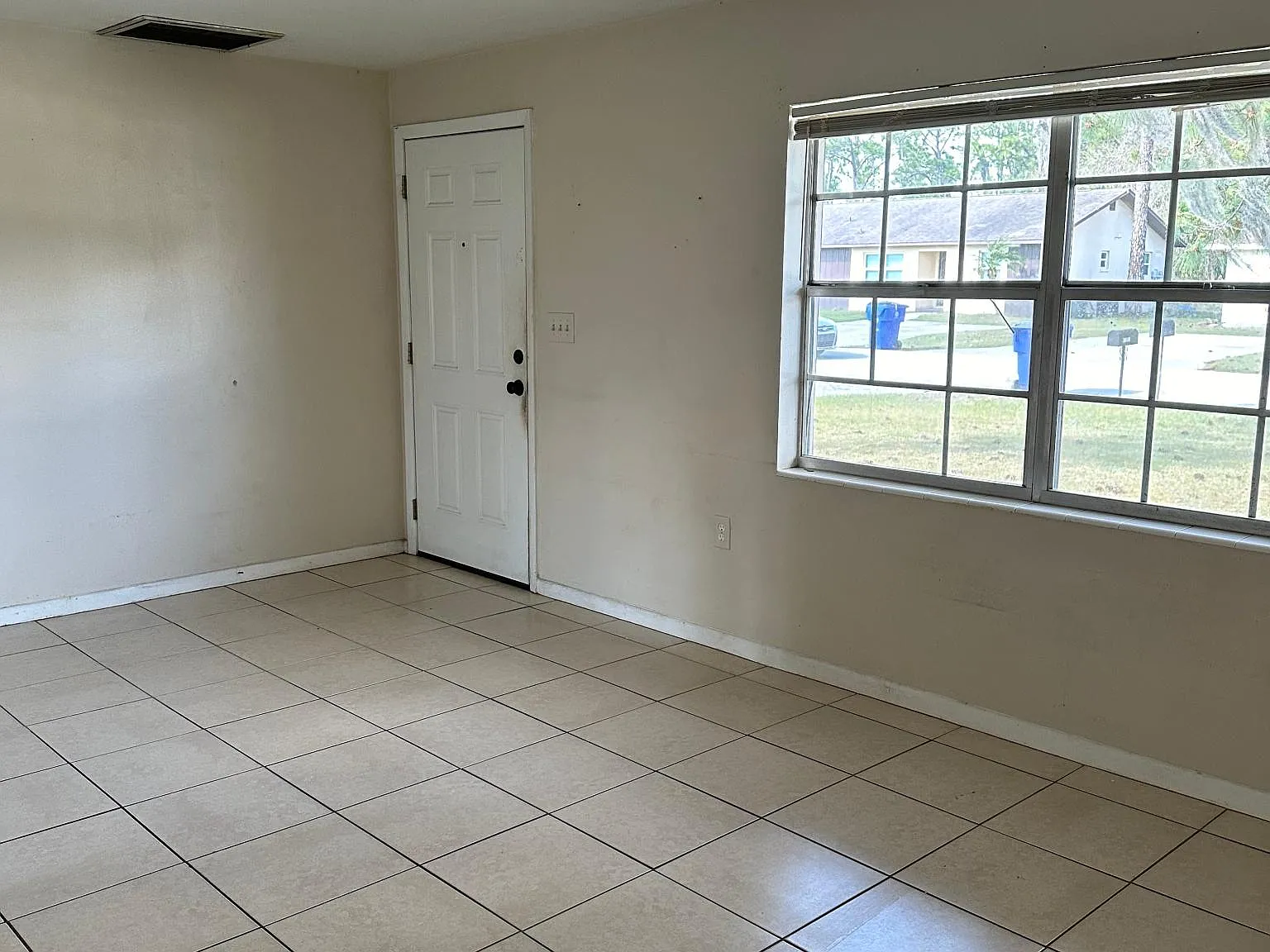2 bed, 816 sqft, $1,200 — Photo 3