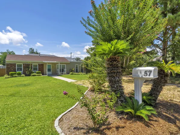 57 7th St, Shalimar, FL 32579