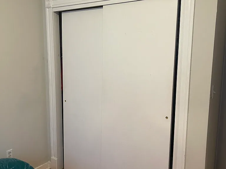 220 Hanover St #7 — Photo 11