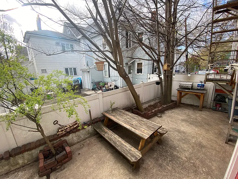 69 Prospect St #3 — Photo 3