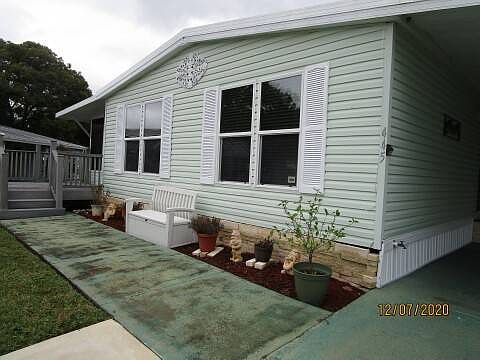 2nd image of 1510 Ariana St #445