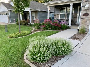 104 N Emerald Dr, Chesterton, IN 46304