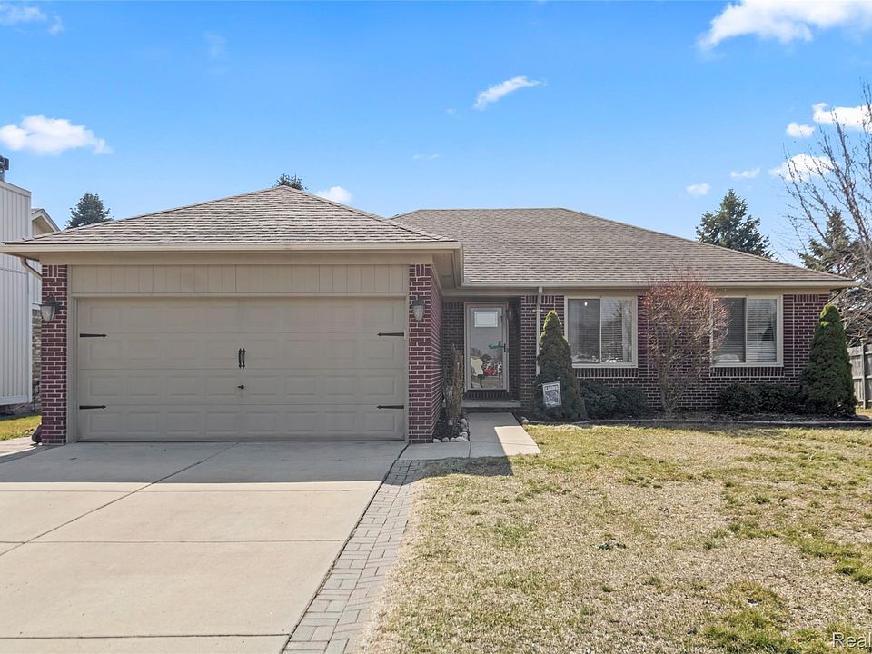 1st image of 25250 Noble Dr
