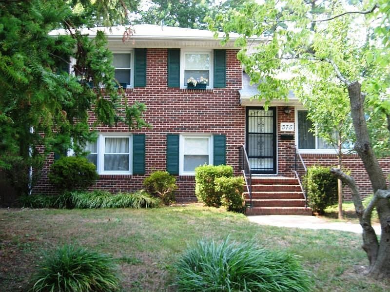 1st image of 375 Flora Dr