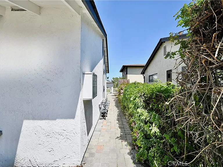 4191 Farquhar Ave — Photo 4