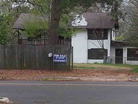 2nd image of 1023 County Avenue