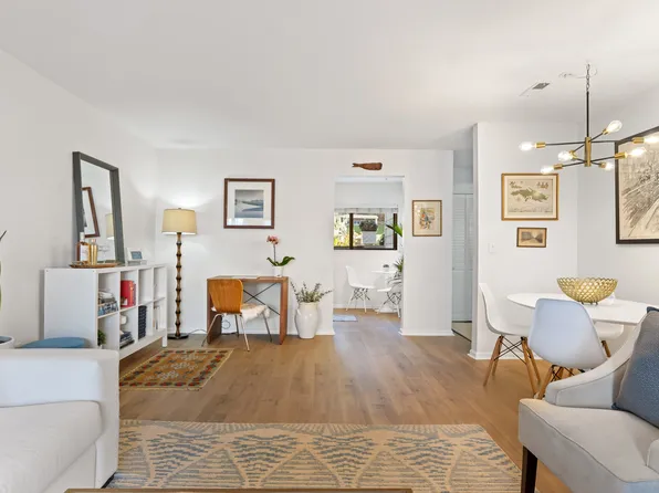 102 Rowayton Woods Drive #102, Norwalk, CT 06854