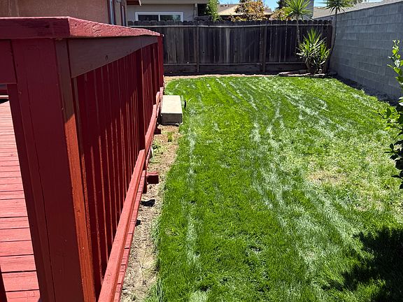 5th image of 1059 Dill Way