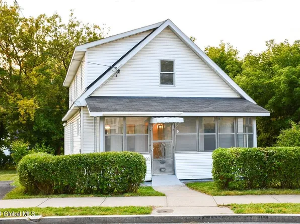 1909 Foster Avenue, Schenectady, NY 12308