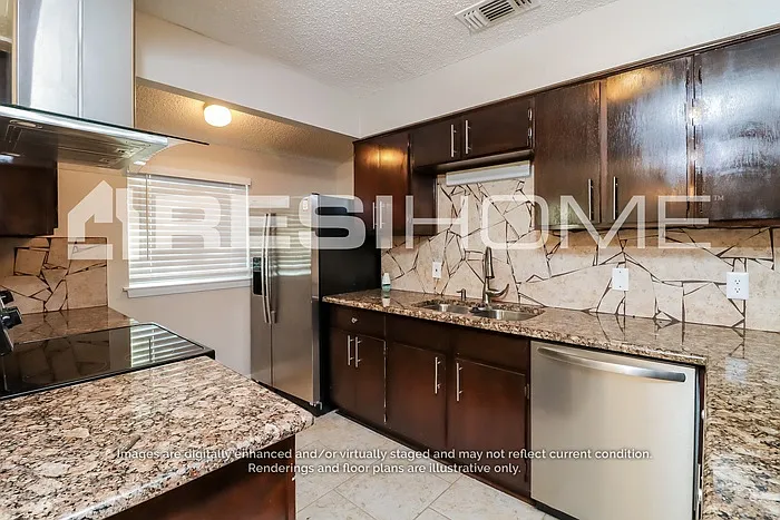 3601 Biscay Dr — Photo 2