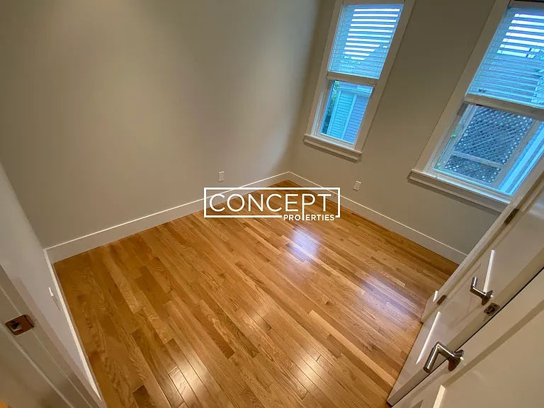 70-70A Spring Street — Photo 16