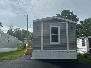 18 Upton St, North Billerica, MA 01862