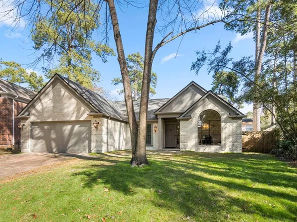 14 Lush Meadow Place, The Woodlands, TX 77381