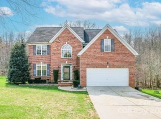 240 Winter Flake Dr, Statesville, NC 28677