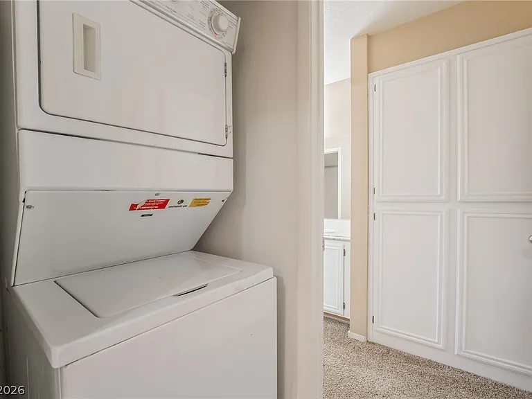 8070 W Russell Rd #2024 — Photo 16