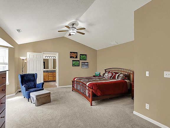 5th image of 5549 Dill Ct