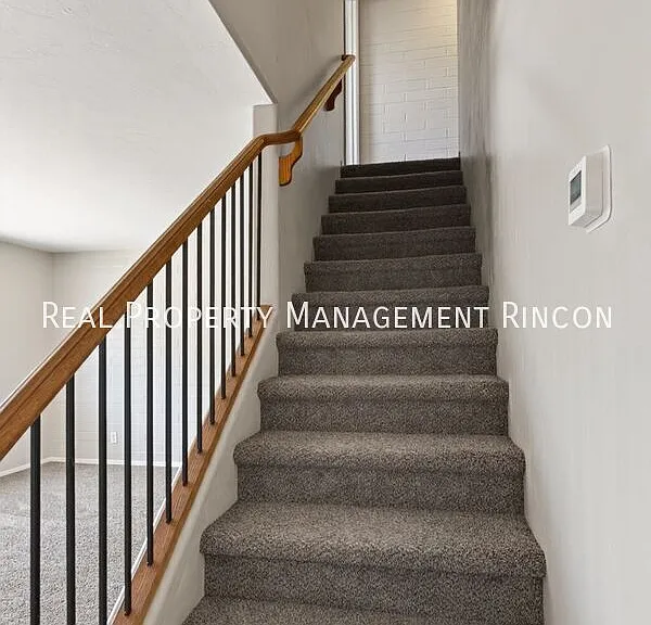 904 N Desert Ave #C — Photo 16