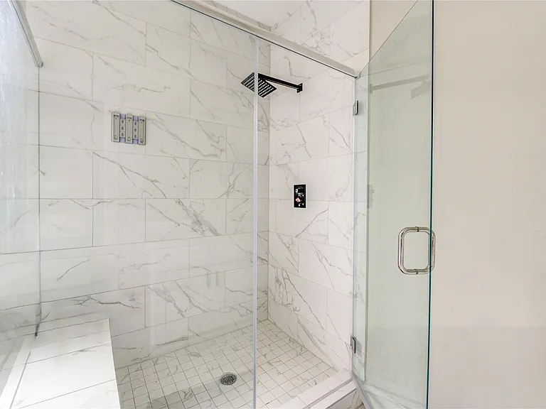 4220 McKinley St — Photo 39