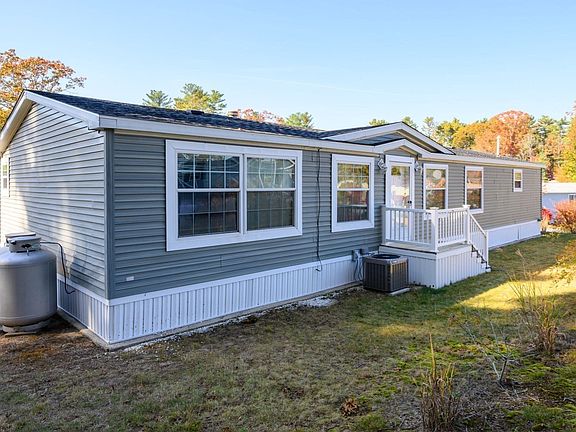 5th image of 33 Adams Cir