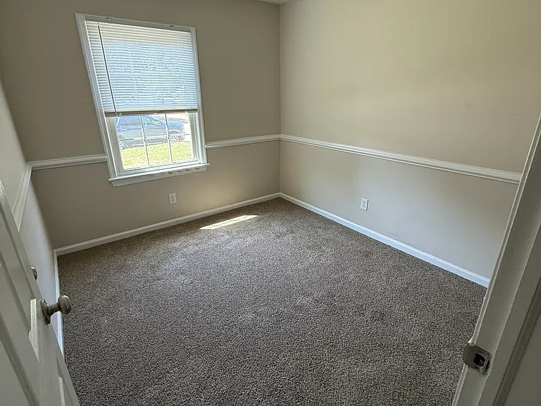 226 Colony Rd — Photo 7