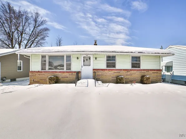 199 Orchard Pl, Lackawanna, NY 14218