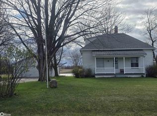 2558 Juniper Ave, Libertyville, IA