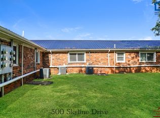 Skyline Apartments, McMinnville, TN 37110