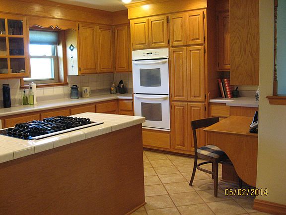 Gas stove, double oven, desk