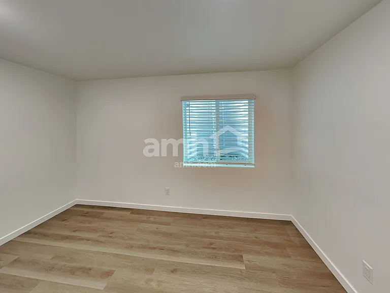 310 N Addison Way — Photo 13