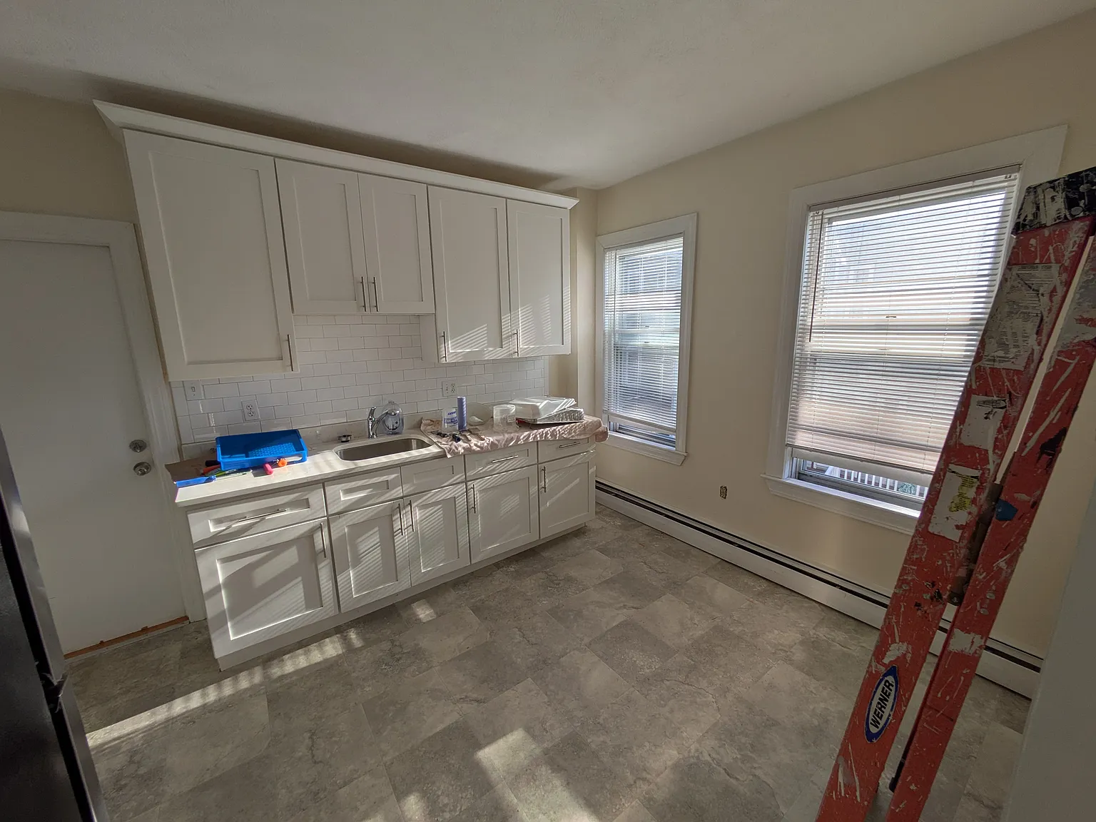 66 Morton Ave — Photo 4