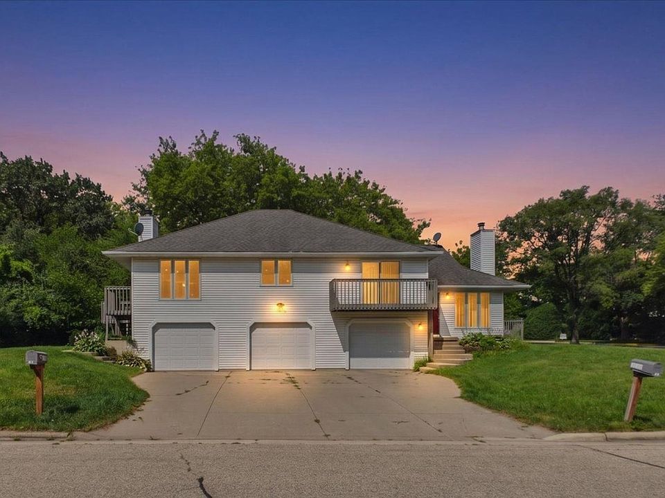 1st image of 2683-2685 Aberdeen Ct
