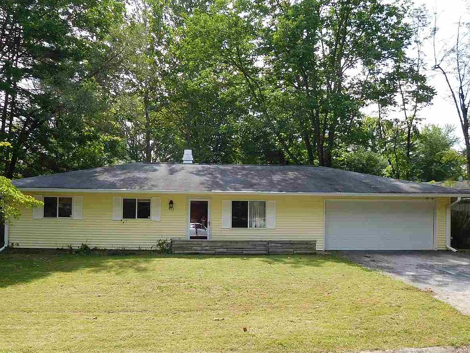 1st image of 911 W Meadow Ln