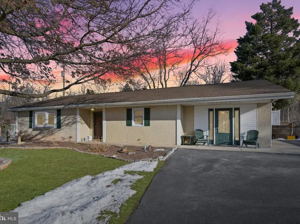 117 Alleghenyville Rd, Mohnton, PA 19540