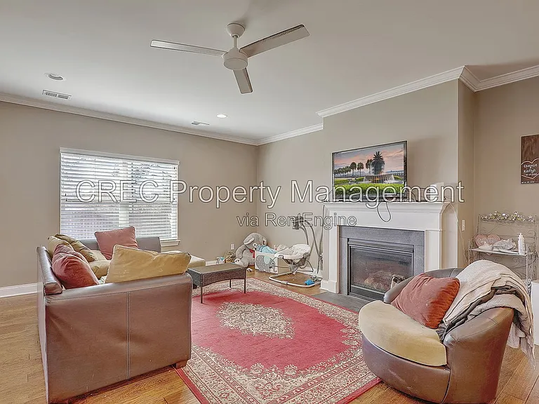 1157 Leary St — Photo 4