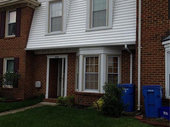 2nd image of 837 Sommerville Cres