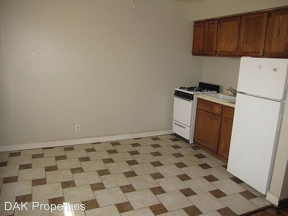 2nd image of 5555 N Teutonia Ave APT 3