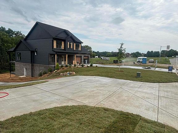 2nd image of 579 Carroll Creek Rd