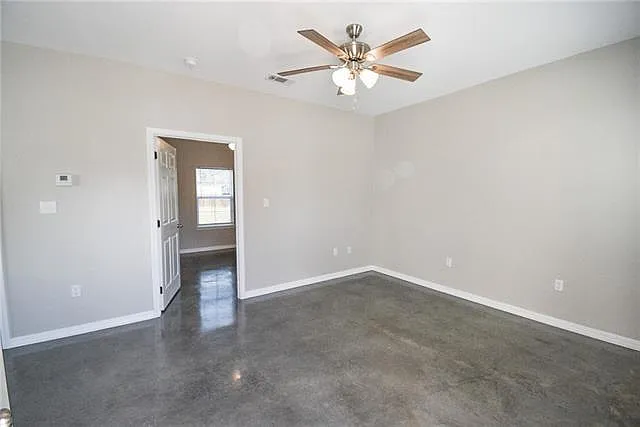 1 bed, 1.0 bath, 625 sqft, $850 — Photo 2